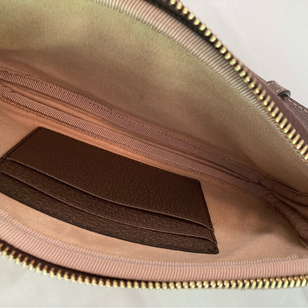 SOLD ‼️Gucci Crossbody Bag in Brown and Green with Signature Monogram - Picture 10 of 16